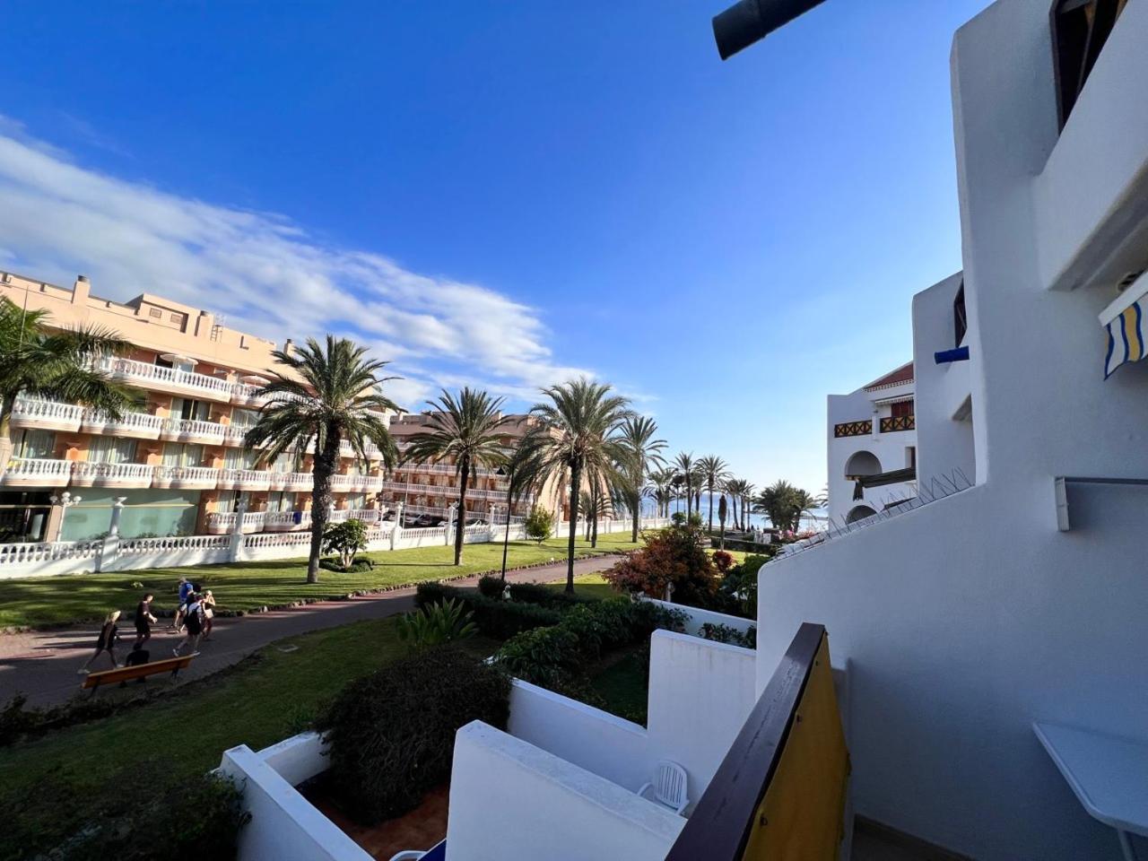 Seafront New Modern Apartment Playa de las Americas  Exterior photo
